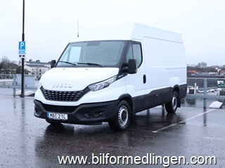Iveco Daily 35-140 136hk S/V-hjul Kamera Webasto Moms
