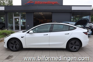 Tesla Model 3 62.0 kWh netto Standard range RWD 283hk Skinn