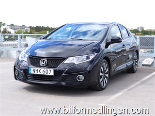 Honda Civic 1.8 16V FWD 142hk S/V-hjul Kamera Sensorer