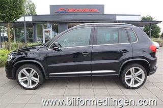 Volkswagen Tiguan 1.4 TSI 4Motion 160hk R-line Backkamera Drag Svensksåld