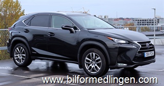 Lexus NX 300h 2.5 AWD 197hk S/V-hjul