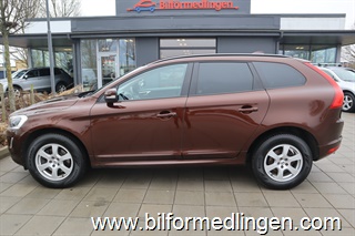 Volvo XC60 D3 2.0 FWD 150hk Automat Rattvärme Dragkrok BlueT Svensksåld