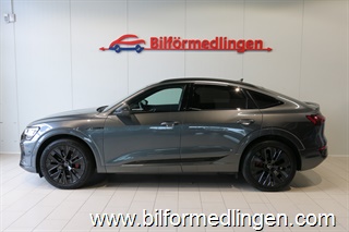 Audi Q8 e-tron 55 SB S Line Drag Luftfjädring Navi Momsbil m.m