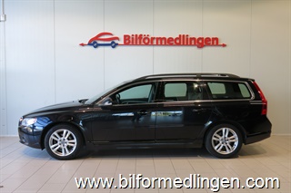 Volvo V70 II D3 136hk Aut. Momentum Skinn V-Hjul