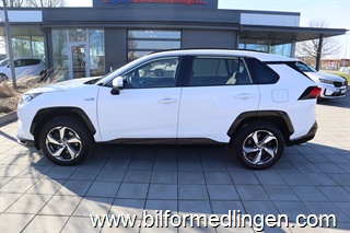 Toyota RAV4 2.5 Plug-In Hybrid 306hk Aut Active Drag Svensksåld