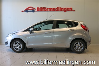 Ford Fiesta Titanium 1.0T EcoBoost V hjul OBS lågt miltal