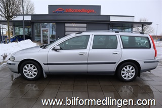 Volvo V70 2.4 20V FWD 170hk Svensksåld Drag AC