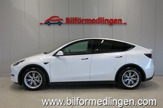 Tesla Model Y Standard Range 299hk Drag V-Hjul Momsbil